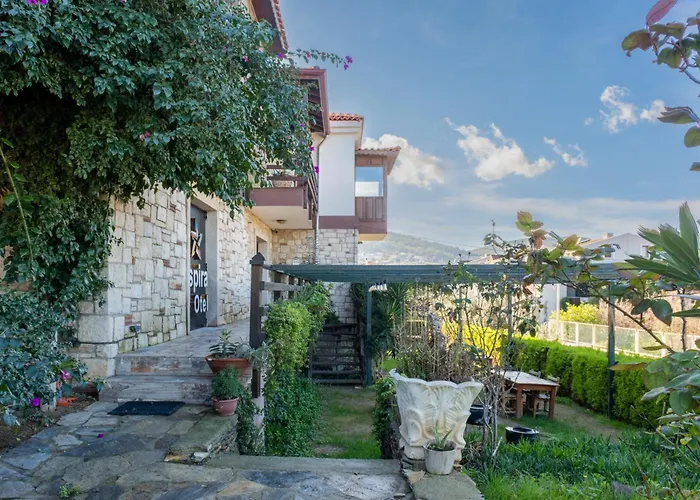 Hotell Espira By Antioch Urla